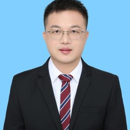 刘成